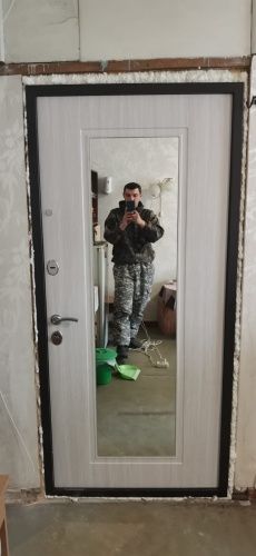 Входная дверь в квартиру Мастино (Бульдорс) Econom 60/140 (Букле шоколад - Ларче бьянко, зеркало) фото 4 Входная дверь в квартиру Мастино (Бульдорс) Econom 60/140 (Букле шоколад - Ларче бьянко, зеркало) фото 4